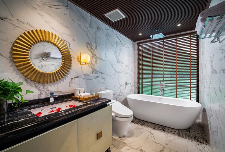 stellar of the sea cruise halong